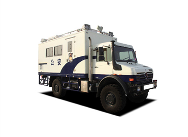 通信指揮車D